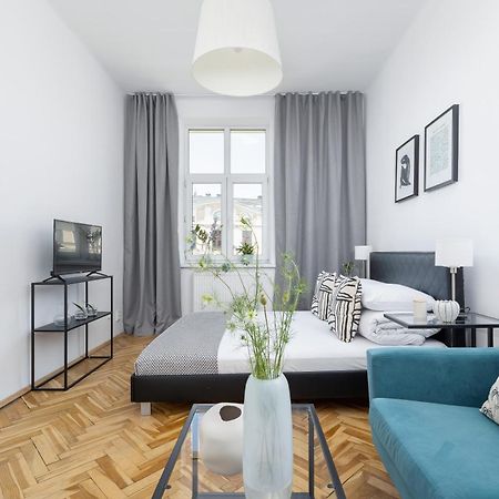 1-Bedroom Apartment - Dluga 65 Street Krasków Eksteriør bilde
