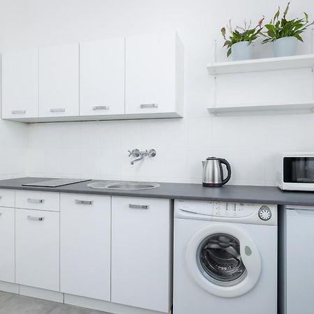 1-Bedroom Apartment - Dluga 65 Street Krasków Eksteriør bilde